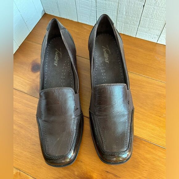 Trotter’s Arianna Closed Toe Slip On Block Heel leather Loafers Shoes Size 9M - Picture 2 of 8